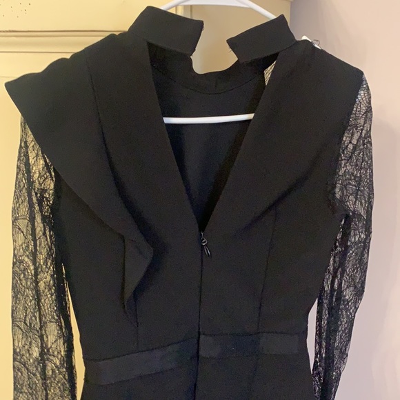 Black dress - Picture 3 of 3